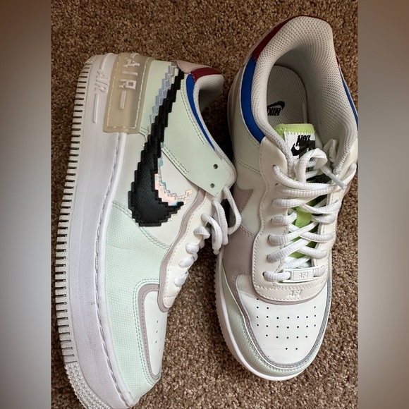 Sz 10.5 Nike Air Force 1 Shadow SE Pixel Swoosh - Barely Green W. Rare, Unique - Picture 1 of 14